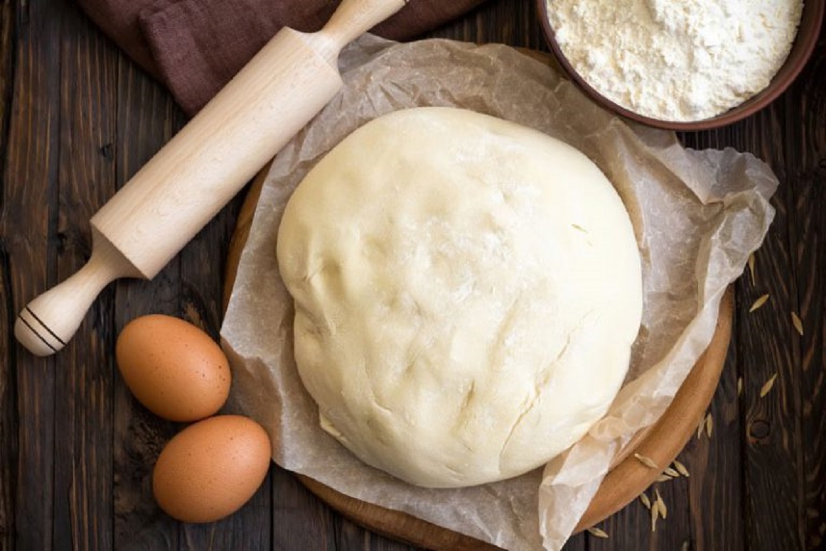 Який продукт не дає тісту для пельменів розклеюватися
