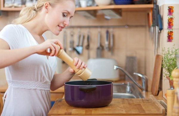 Як врятувати пересолений суп: 3 простих "лайфхаків"