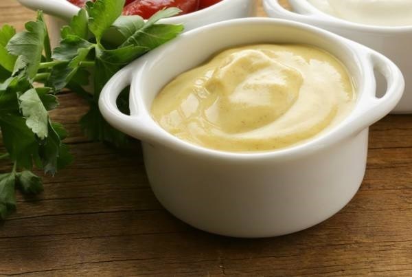 Як зі сметани приготувати соус смачніший і корисніший за майонез