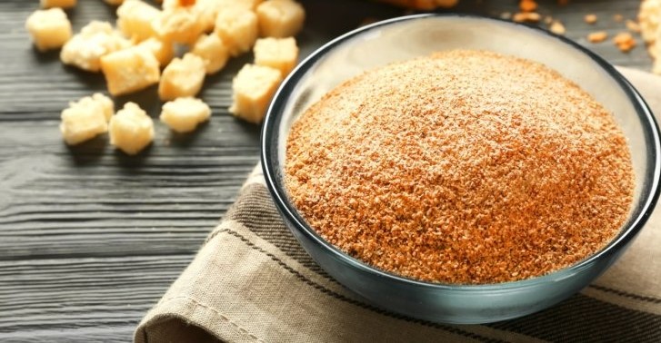 Як приготувати домашні панірувальні сухарі