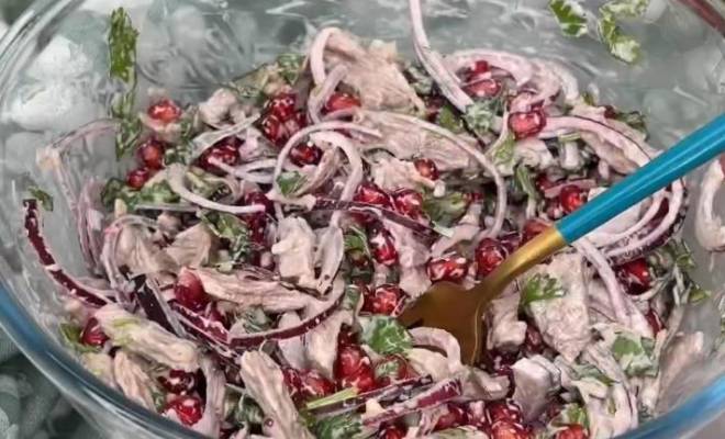 Як приготувати салат з відварною яловичиною