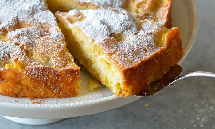Як спекти яблучний пиріг без яєць та масла