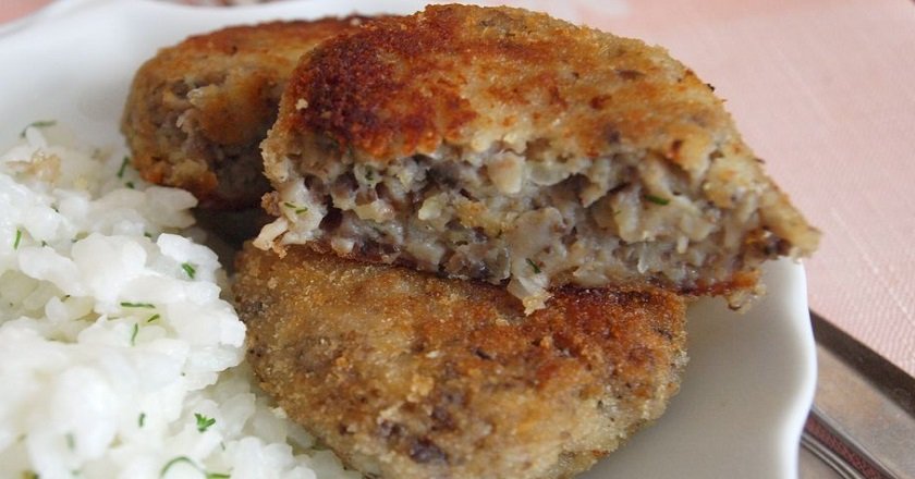 Як приготувати грибні котлети з печериць, за якими буде стояти черга