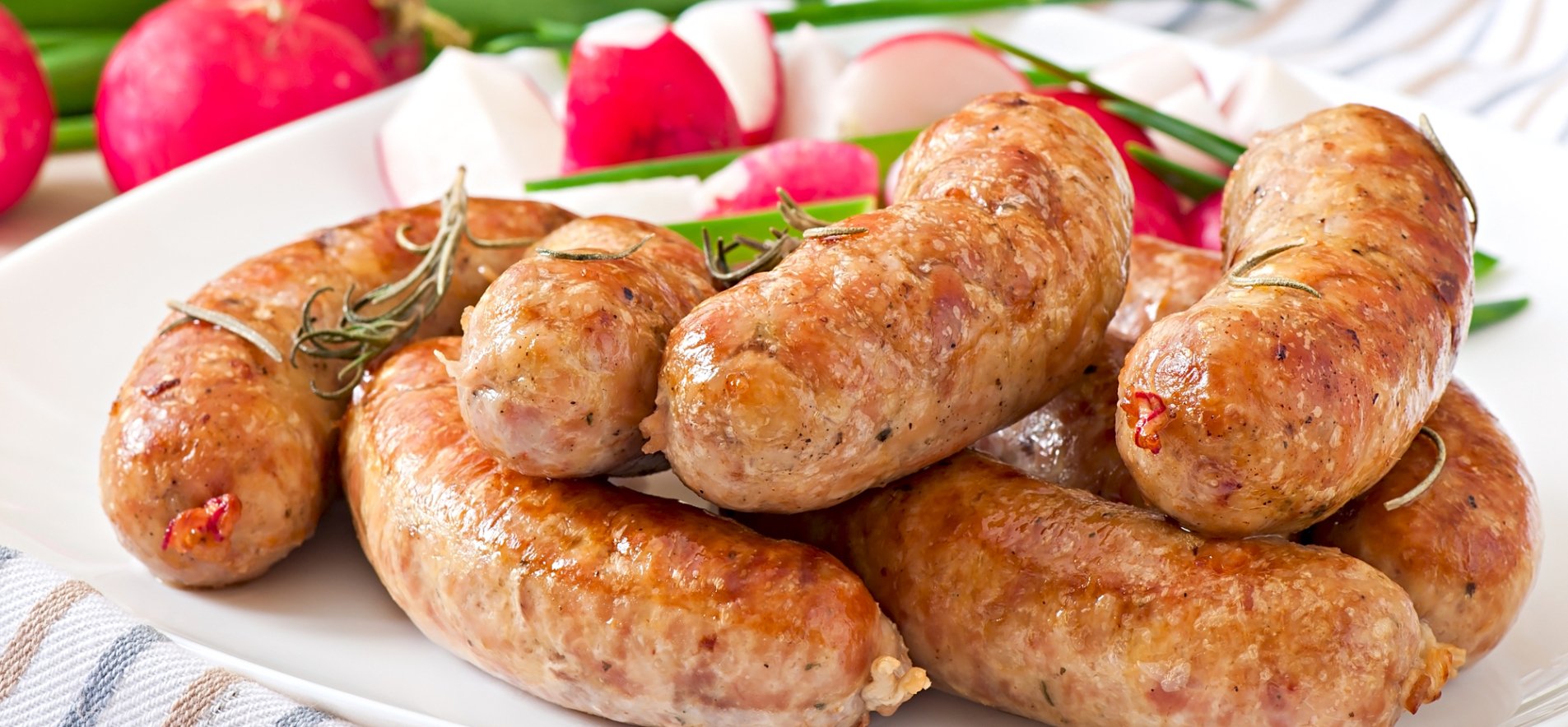 Як можна приготувати домашню ковбасу без кишки