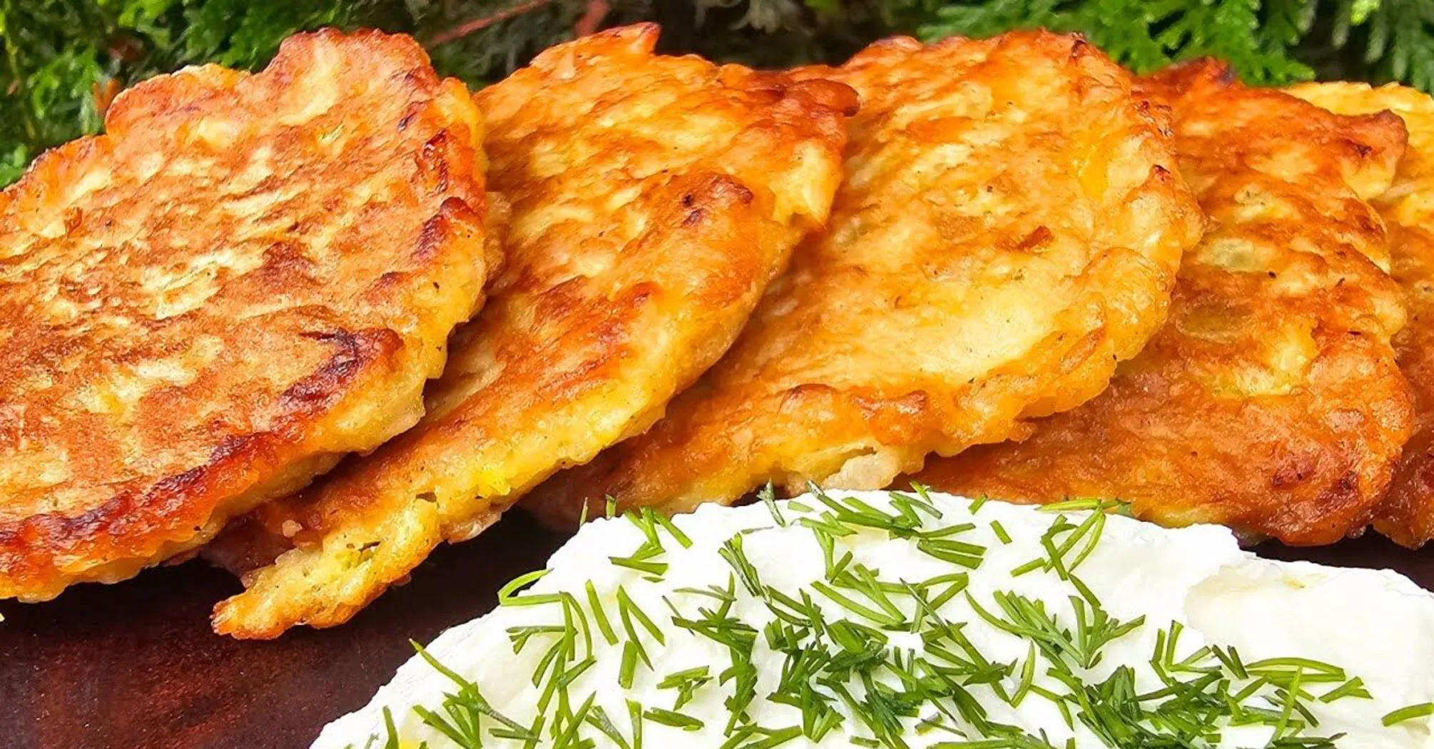 Кулінари розповіли, як приготувати смачну бюджетну страву - цибуляники